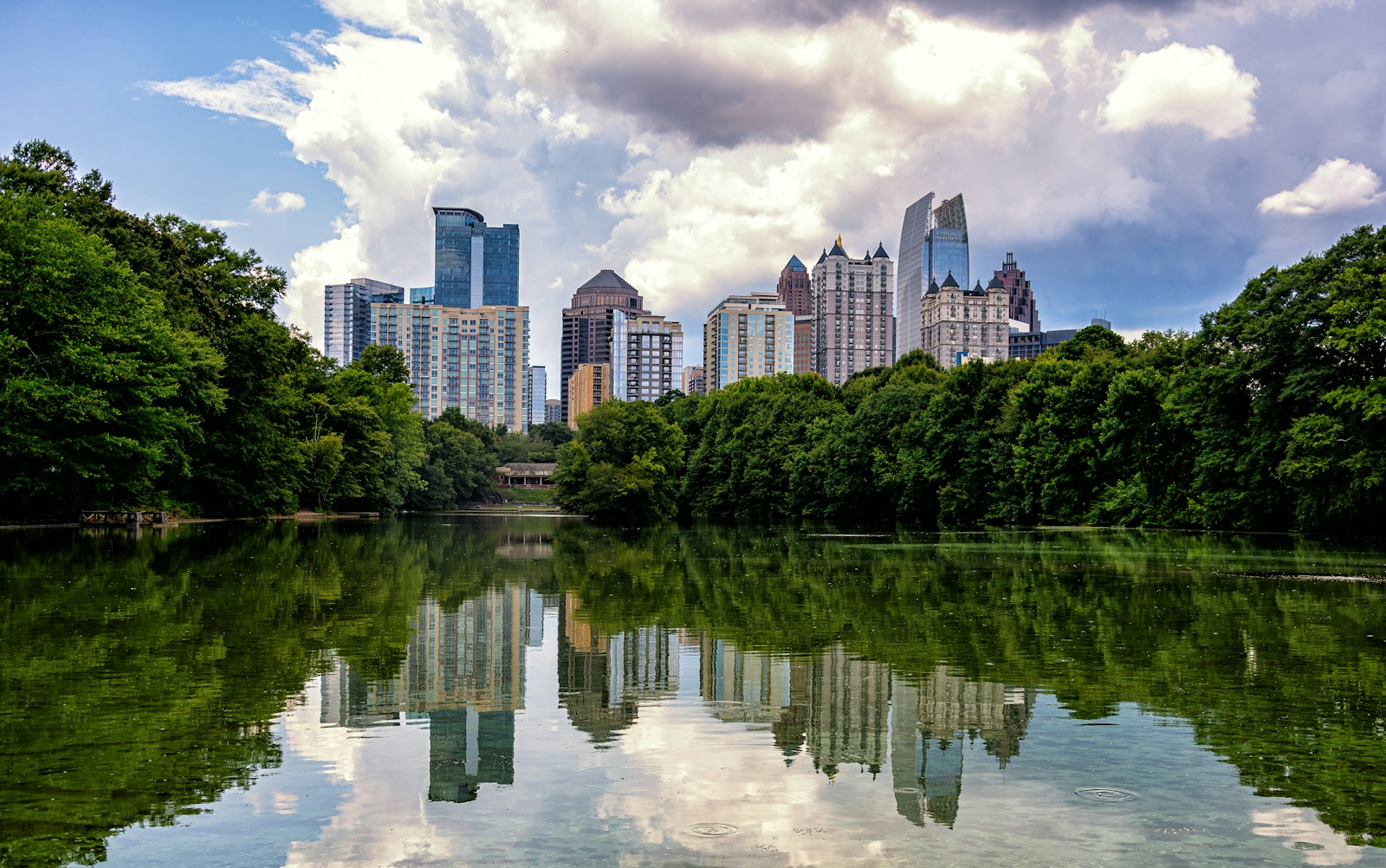 Atlanta skyline hero photo